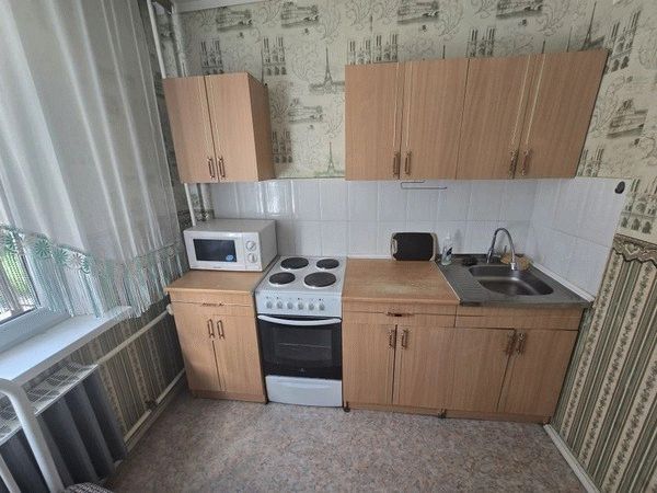 Однокомнатная квартира, Челябинск, Курчатовский район, Шенкурская ул., д. 11
