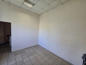 Трехкомнатная квартира, Челябинск, Металлургический район, Красноуфимская ул., д. 30