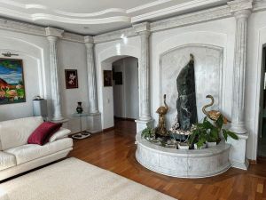 7-комнатная квартира, Челябинск, Центральный район, Витебская ул., д. 2-Б
