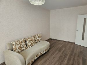 Двухкомнатная квартира, Челябинск, Центральный район, Петра Сумина, д. 14