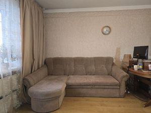 Трехкомнатная квартира, Челябинск, Тракторозаводский район, Салютная, д. 21